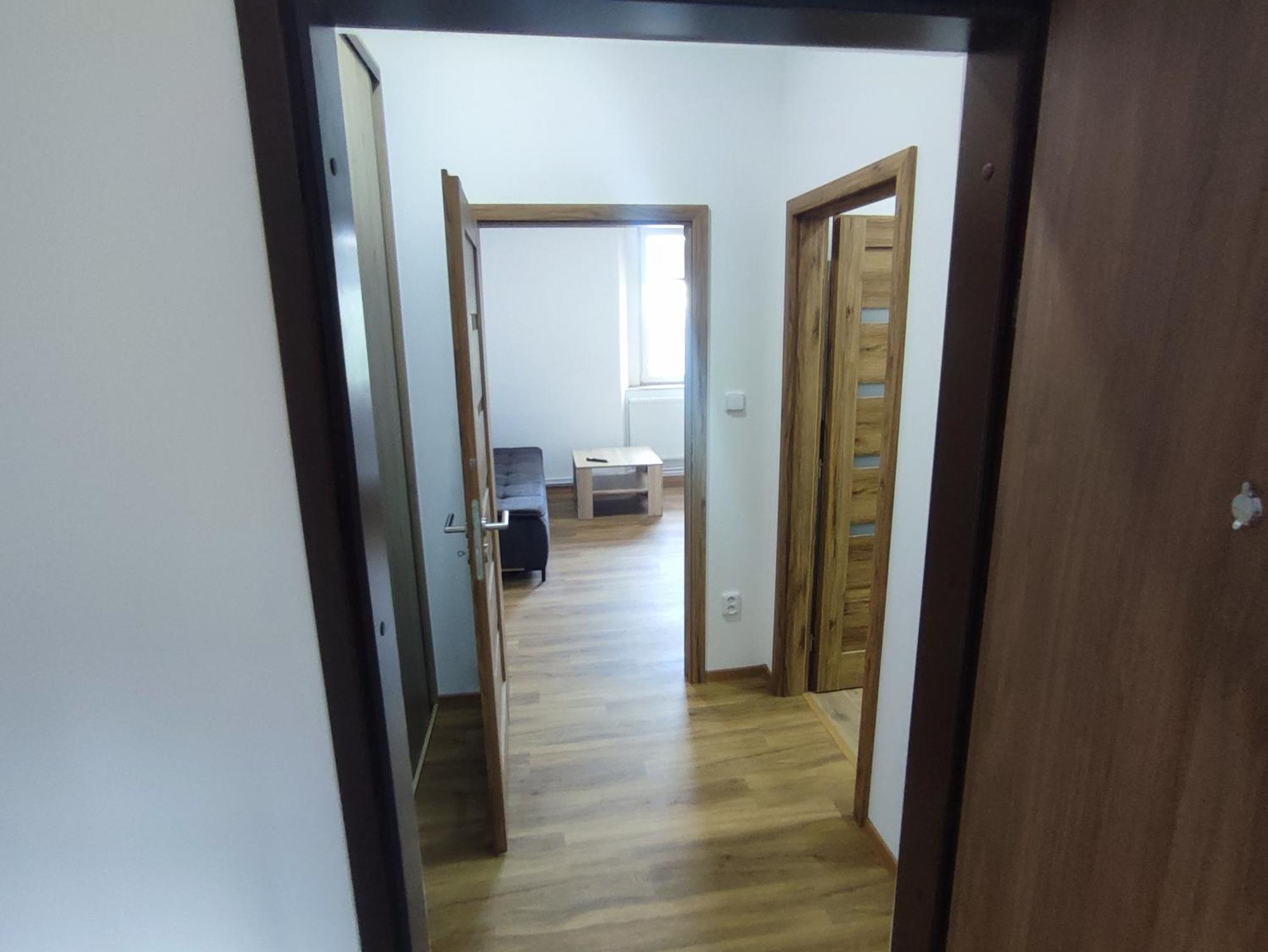 JičínZamecek Cerov公寓 外观 照片